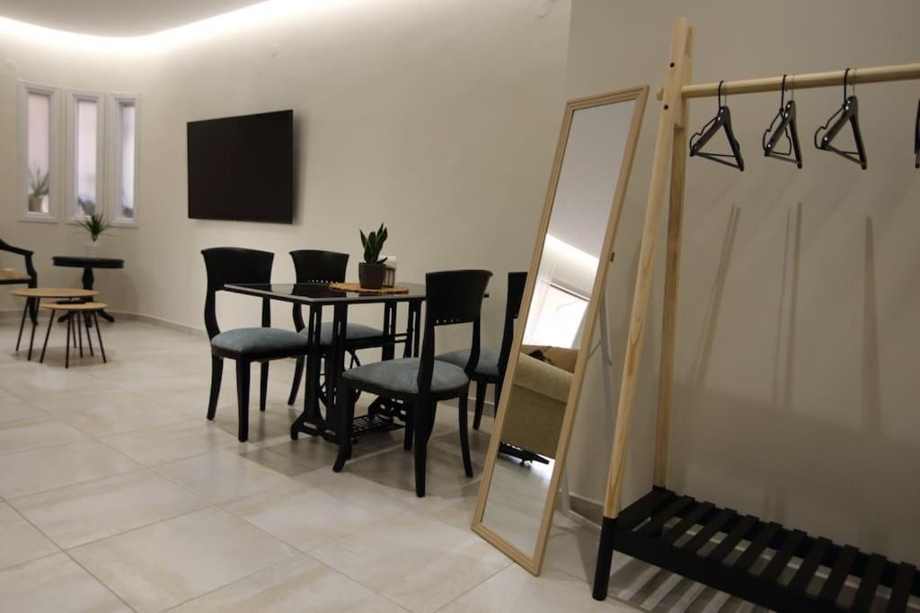 Eclectic Apartment Near Downtown Iraklio Exteriér fotografie